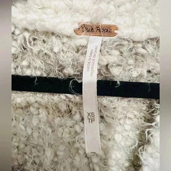 Softest Free People White Tan Striped Cardigan Fluffy Cozy - Picture 5 of 6